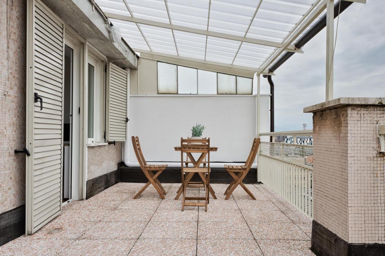 Urban House Carducci - Attic Apartment Torino Exterior foto